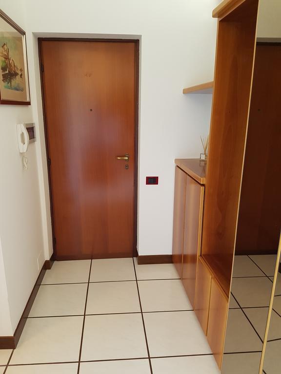 Casa Elena Leilighet Albese Con Cassano Eksteriør bilde